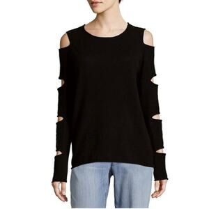 Skull Cashmere Slash Crew Neck Black Sweater